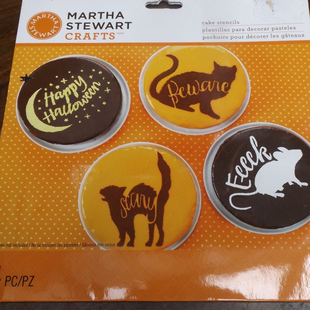NWOT Martha Stewart Halloween 8" cake stencils
